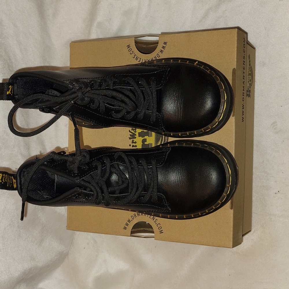 Gently used kids Dr.Marten